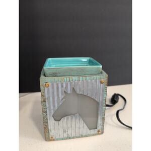 Scentsy Warmer Turquoise UNBRIDLED RETIRED Horse Theme Used